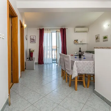 Daire Apartman, And Kata