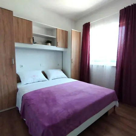 Lägenhet Apartman, And Kata Pula