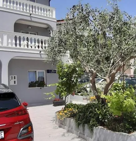 Lägenhet Apartman, And Kata *