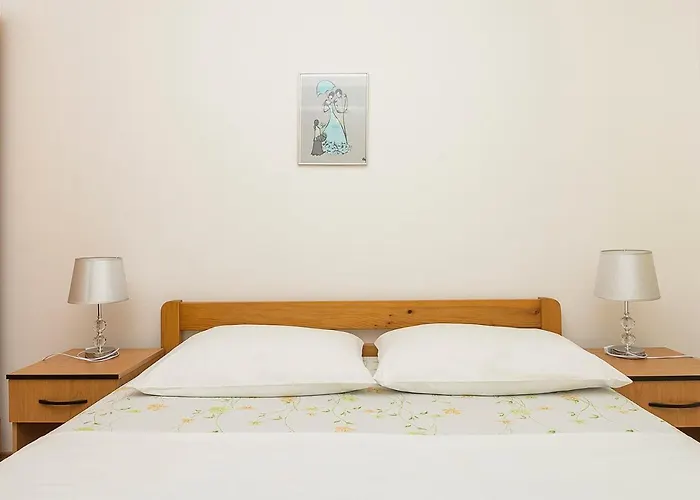 Apartman, And Kata Apartment